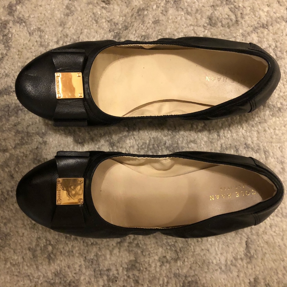 Cole Haan black bow flats